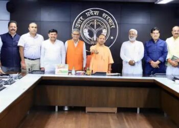 उत्तर प्रदेश के हर जिले में खुलेगी जैविक खाद और गो-पेंट यूनिट, ग्रामीण अर्थव्यवस्था को मिलेगा नया संबल