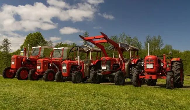 UP के किसानोंके लिए खुशखबरी, कृषि यंत्रों पर मिलेगी सब्सिडी, जानें क्या है आवेदन का सही तरीका