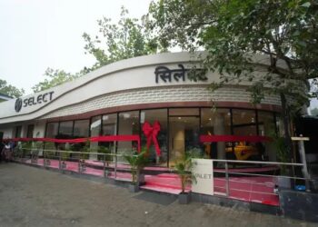 मुंबई में जेएसडब्ल्यू एमजी मोटर इंडिया के पहले एक्सपीरियंस सेंटर का उद्घाटन