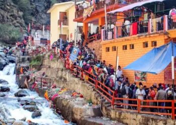 गंगोत्री और यमुनोत्री पहुंचे 9 लाख से अधिक यात्री, पिछले साल से 16 प्रतिशत ज्यादा