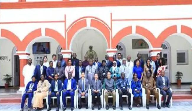 गाम्बिया के मध्य-स्तरीय सिविल सेवकों के लिए प्रशिक्षण कार्यक्रम आयोजित किया गया