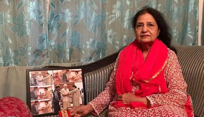 जानें कौन हैं कमर शेख, जो पिछले 35 सालों से PM MODI को रक्षाबंधन पर बांध रही राखी