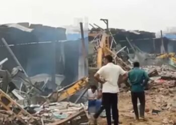 गुरुग्राम की फायर बॉल बनाने वाली कंपनी में लगी भीषण आग, 4 लोगों की मौत