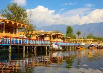 केंद्र सरकार का जम्मू- कश्मीर को लेकर बड़ा फैसला, उपराज्यपाल को मिली बड़ी शक्तियां