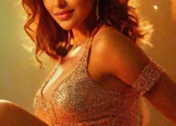 अभिनेत्री पायल घोष ने मुंबई के लोखंडवाला में खरीदा 4 करोड़ का आशियाना